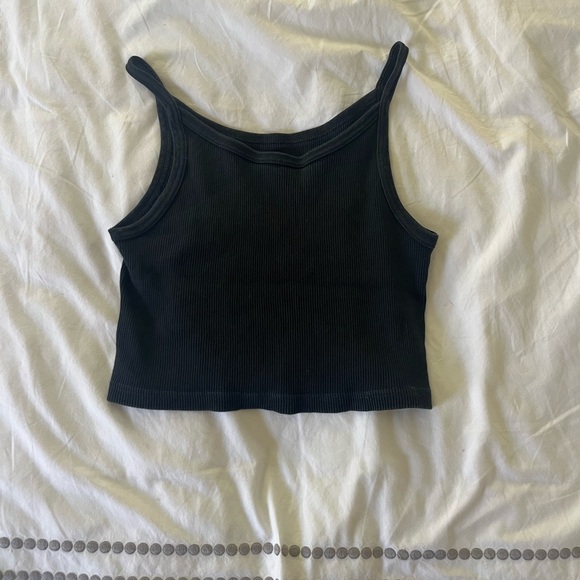 Brandy Melville tank top - Picture 2 of 3
